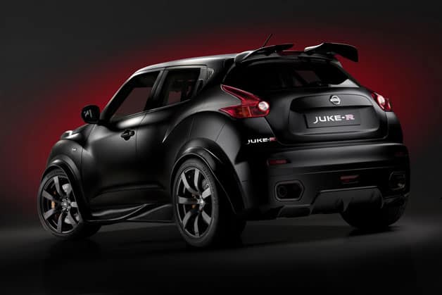 Nissan Juke-R Gets Taken For a Drive in Dubai