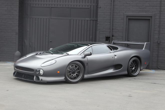 Rare Jag XJ220S to be Auctioned