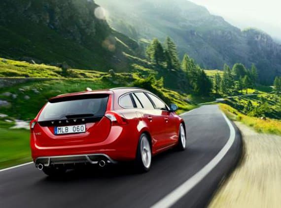 Volvo S60 & V60 R-Designs Shown